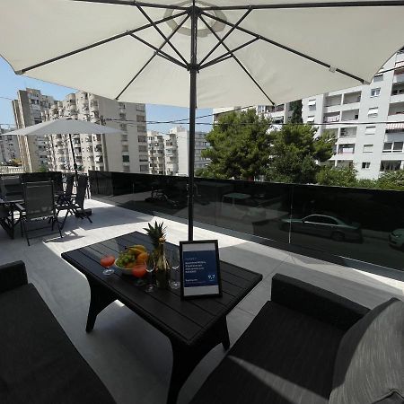 Apartment Matijas, 3 Bedroom Apt With Terrace And Parking Split Exterior photo