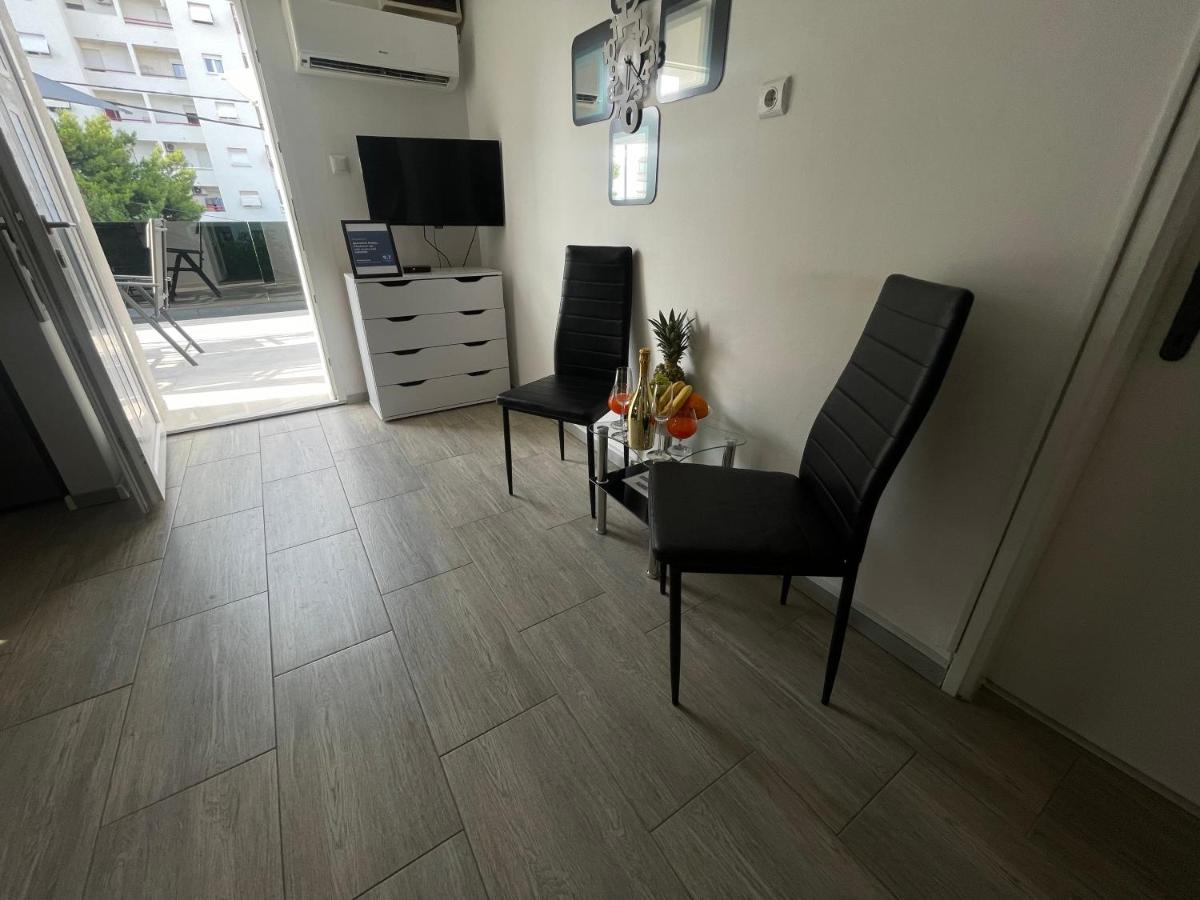Apartment Matijas, 3 Bedroom Apt With Terrace And Parking Split Exterior photo